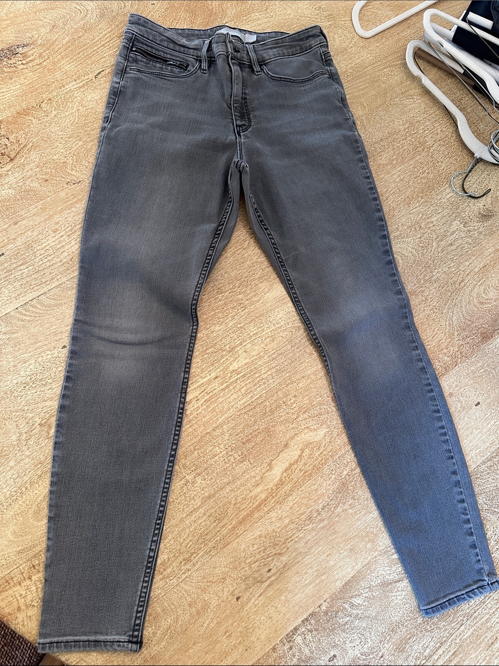 Athleta Women's Skinny Jeans in Washed Gray